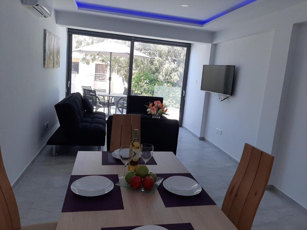 Kato Paphos 1Br Near Paphos Harbour/Beach/Sea ภายนอก รูปภาพ